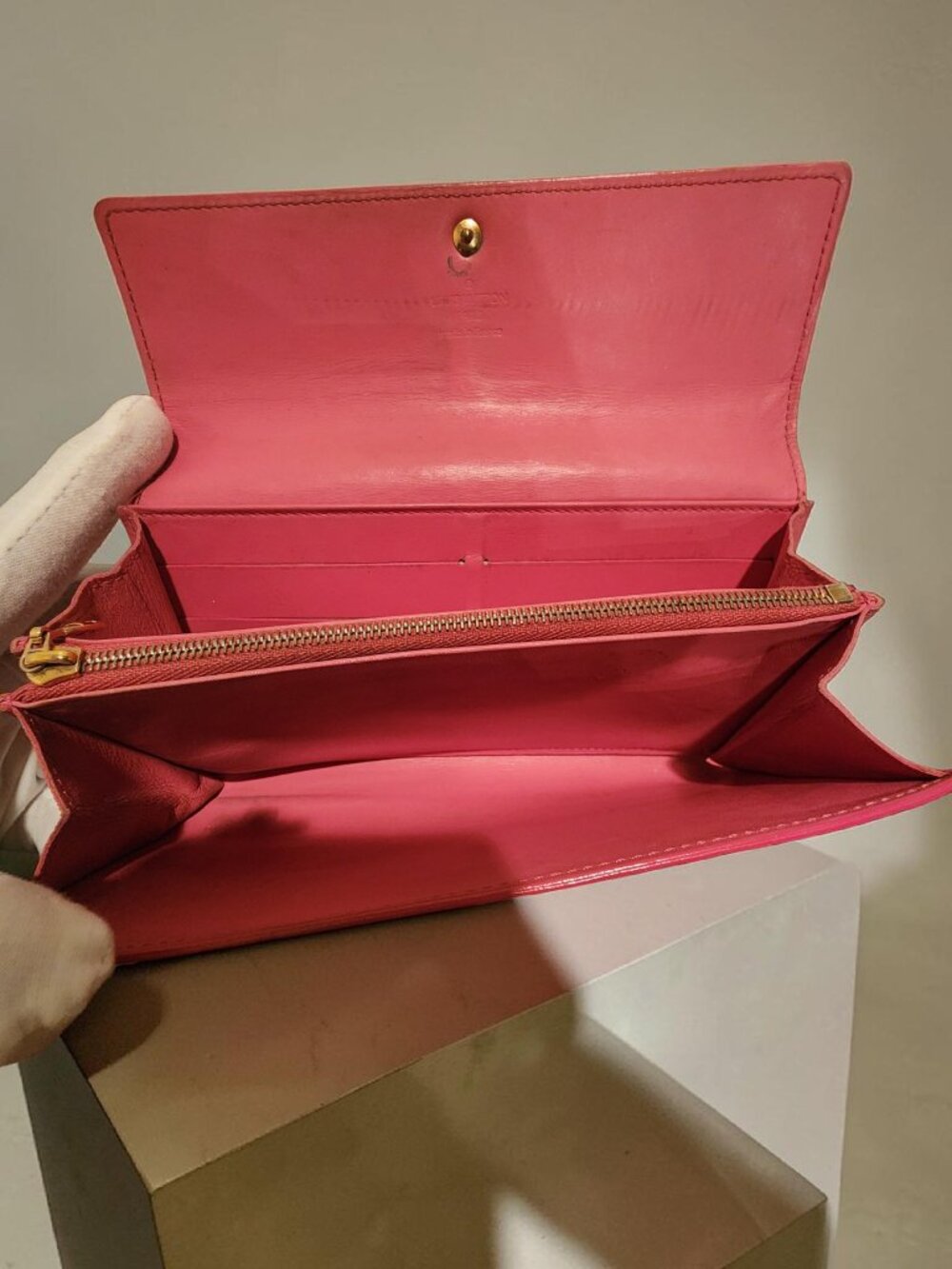 Louis Vuitton Vernis Monogram Wallet – Red Patent Leather - Picture 5 of 13